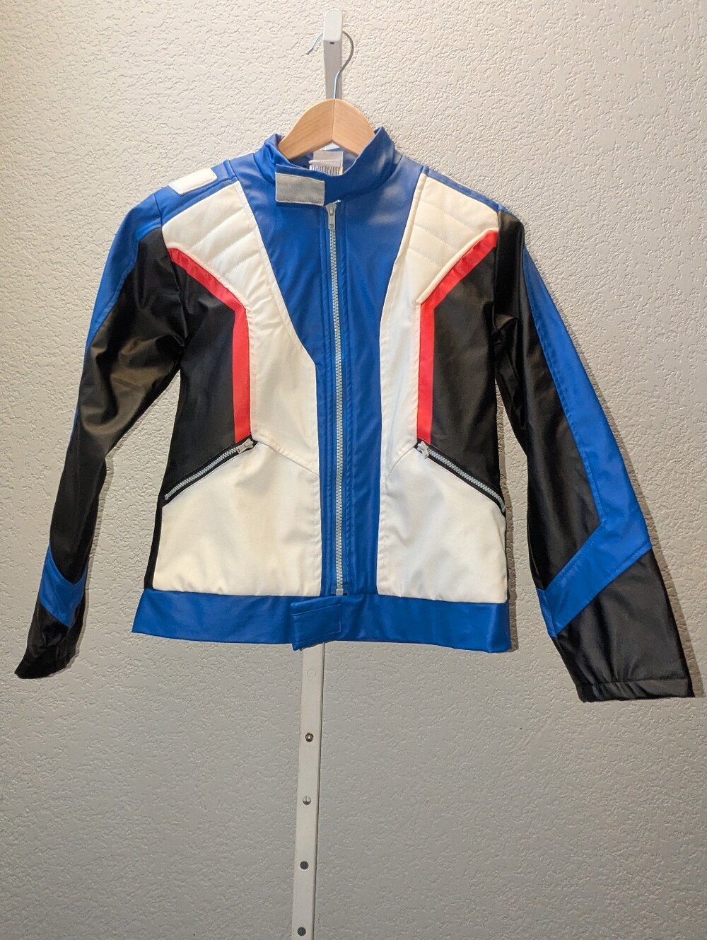 Overwatch Soldier 76 Costume Jacket Kids Size Large 12-14 Spirit Halloween